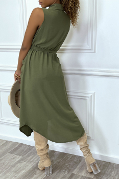 Belle robe longue et aérée kaki, type saharienne, stylée
