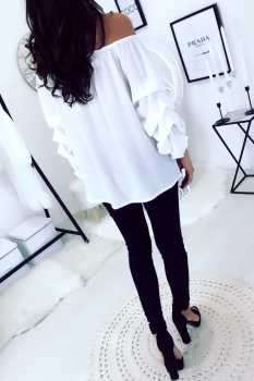 Blouse manche calypso et épaule dénudées 