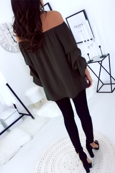 Blouse manche calypso et épaule dénudées 