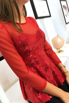 Jolie blouse à volant avec mousseline rouge en haut et strass doré en forme de bustier
