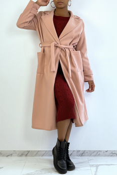 Long manteau rose, over size avec fermeture à boutons, poches et ceinture