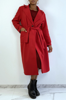 Long manteau rouge, over size avec fermeture à boutons, poches et ceinture