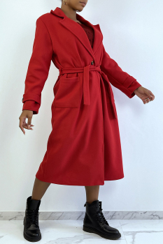 Long manteau rouge, over size avec fermeture à boutons, poches et ceinture