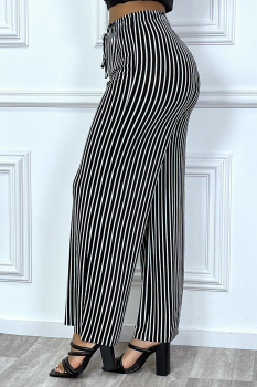 Pantalon fluide, style palazzo, ligné finement noir et blanc