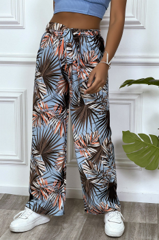 Pantalon palazzo fond bleu clair, imprimé feuilles