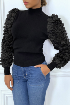 Petit pull noir avec manches à fins volants