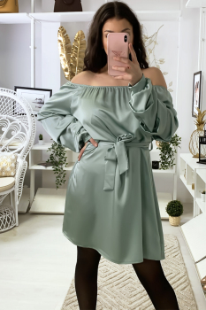 Robe satin neck boat  