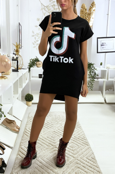 Robe tee shirt noir avec poche et écriture TIKTOK